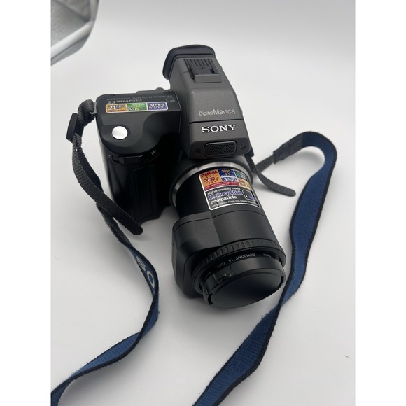 Sony Other - Sony Mavica MVC-FD95 2.1MP Digital Camera - Black & Metallic gray